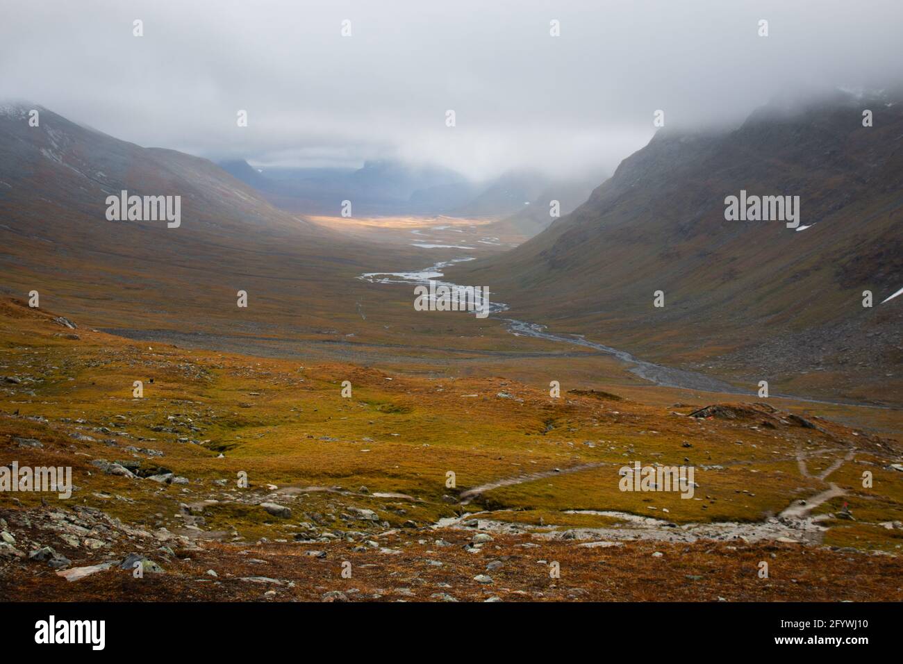 The view of the valley in the direction of Sälka, hiking Kungsleden (king's) trail, rainy day, Lapland, Sweden, September 2020. Stock Photo