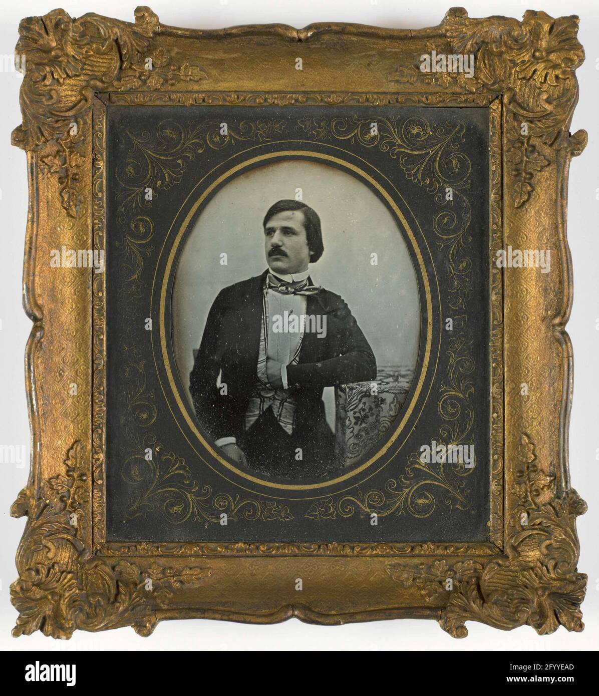 Portrait of a young man Stock Photo - Alamy