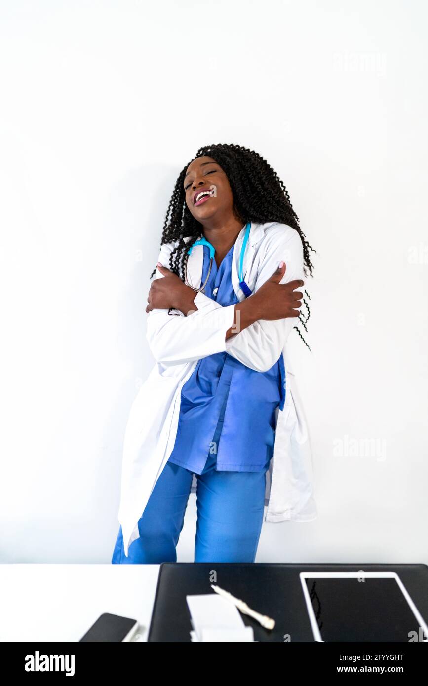 Top 70+ hairstyles for male doctors best in.eteachers