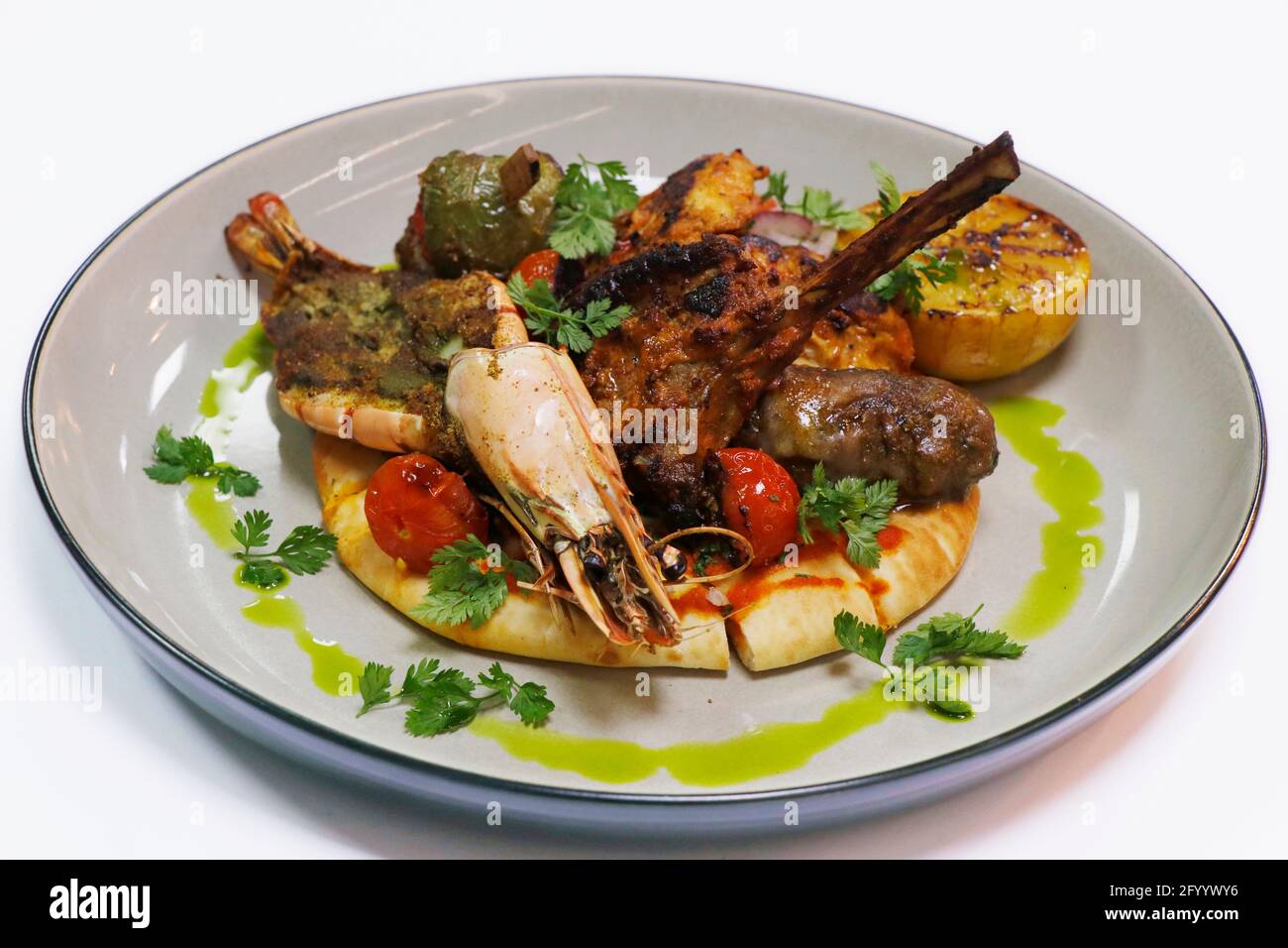 Arabic Style Grilled Seafood And Meat Mix Platter With Prawns Lamb Beef Chicken On Flat Bread Ramadan Special Stock Photo Alamy