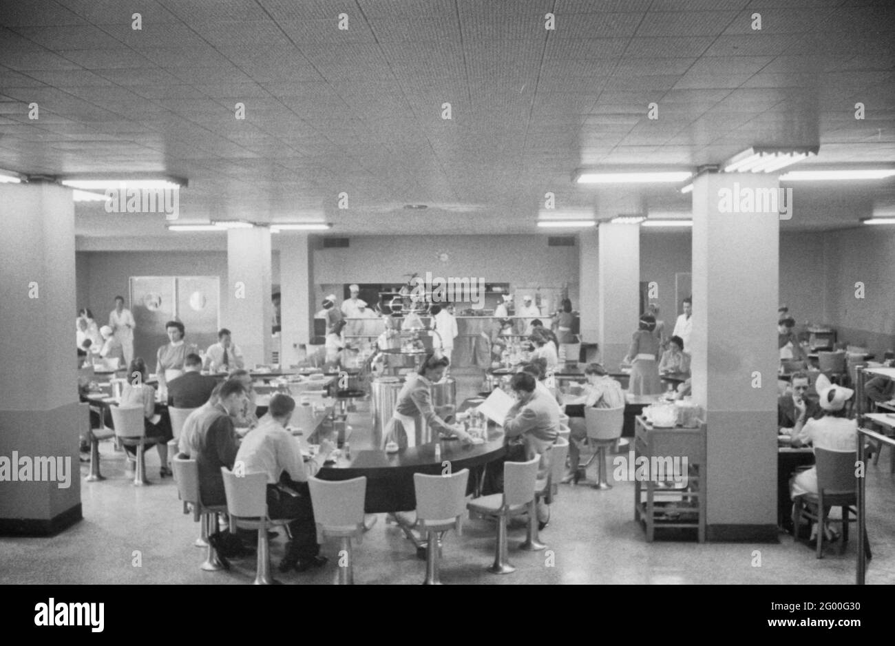 In the cafe at the municipal airport in Washington, DC, July 1941 Stock Photo