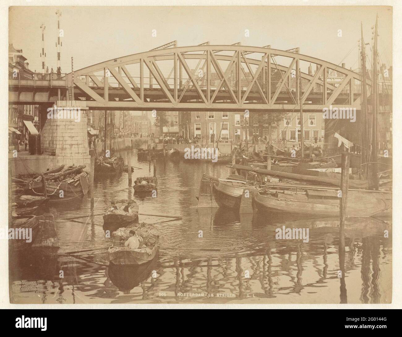 Bridge in Rotterdam ('Le Steiger'); 505 Rotterdam, Le Scaffold. Stock Photo