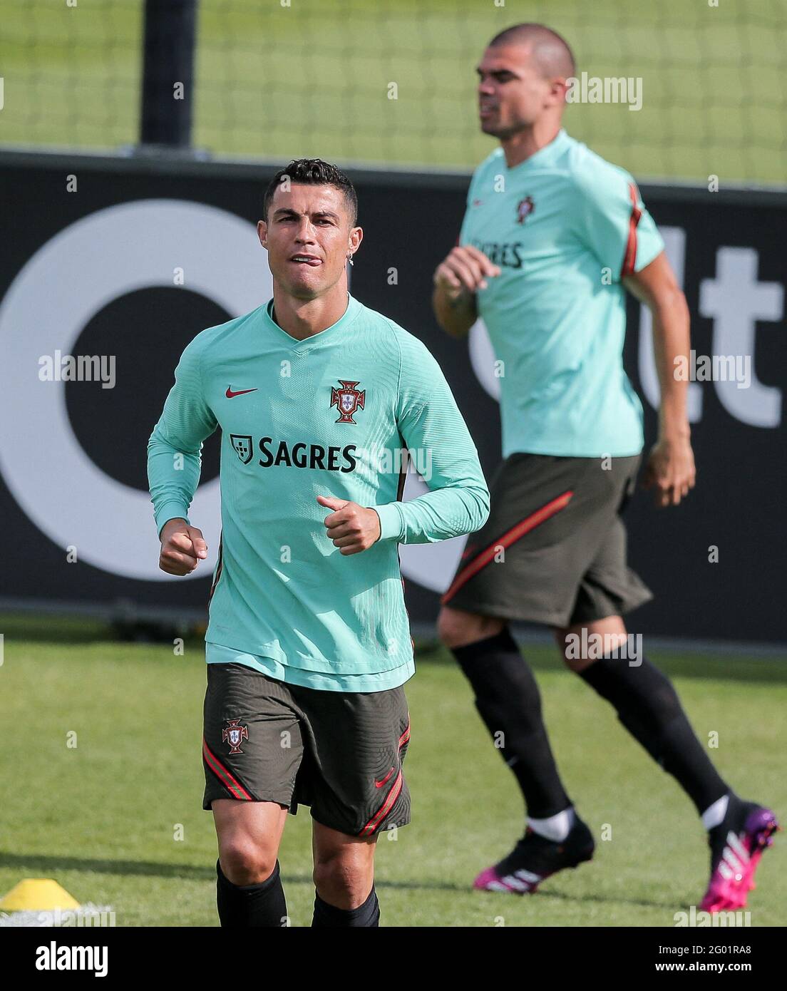 Cristiano Ronaldo, Pepe (Gerardo Santos / Global Images) during a Portugal  national football team training session for the preparation of Euro 2020 on  May 27, 2021 in Oeiras, Portugal. Photo by Gerardo