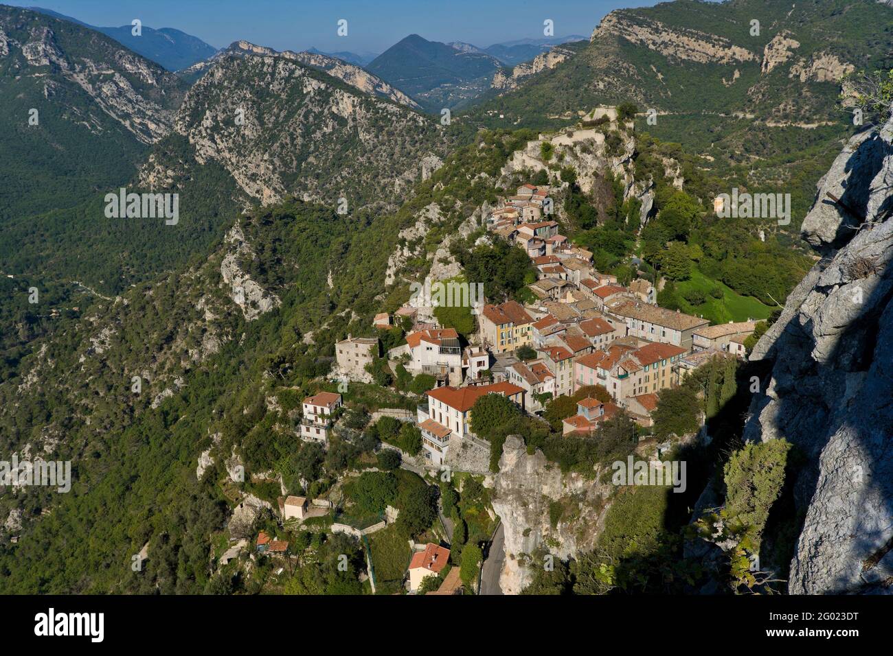 FRANCE, ALPES-MARITIMES, 06, ESTERON VALLEY, GILETTE VILLAGE Stock Photo -  Alamy