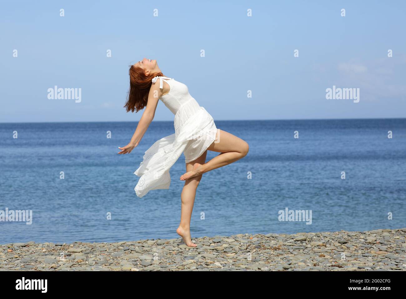 Girl showing her legs hi-res stock photography and images - Alamy