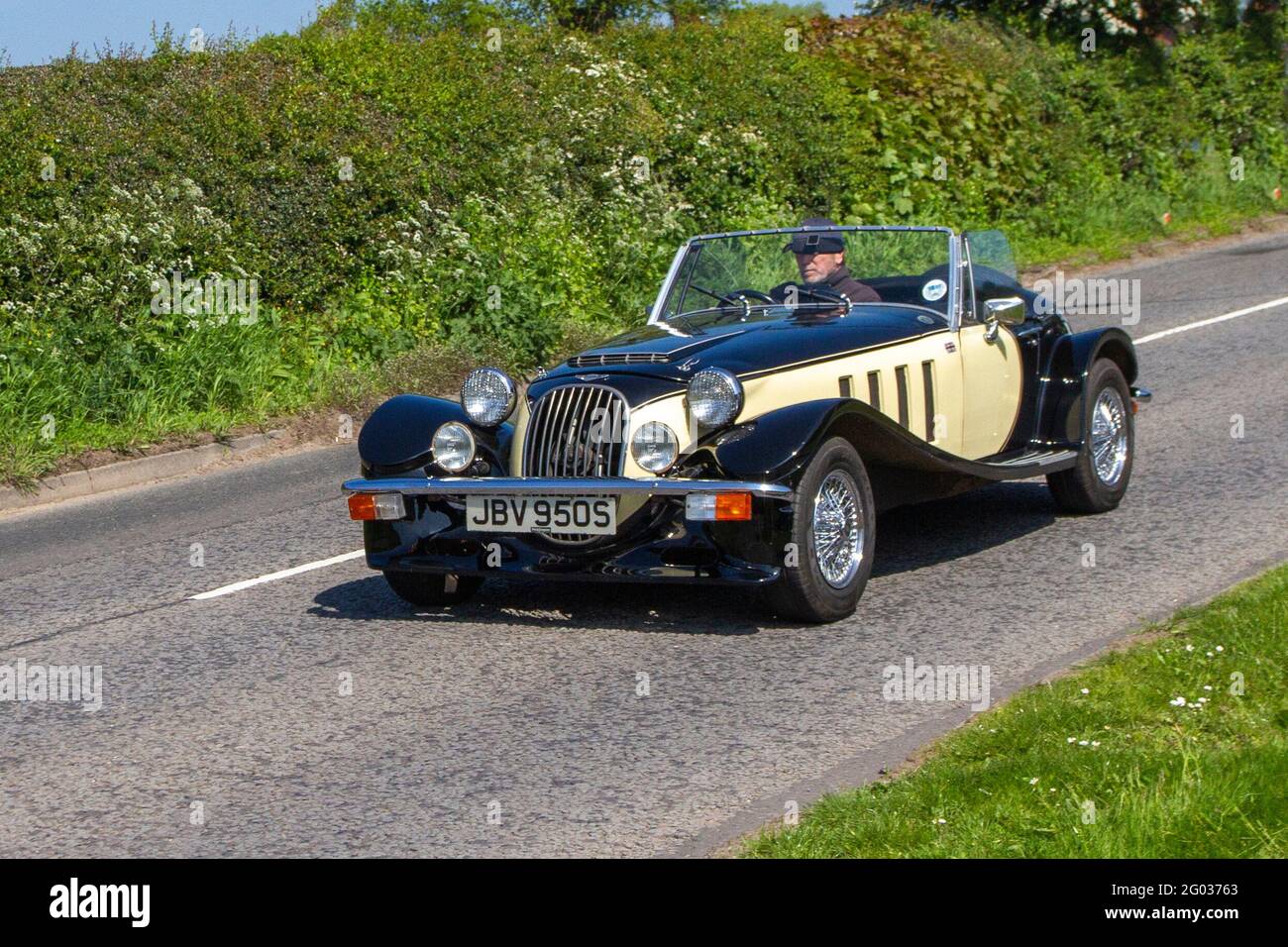 Panther de ville convertible v 12 hi-res stock photography and images