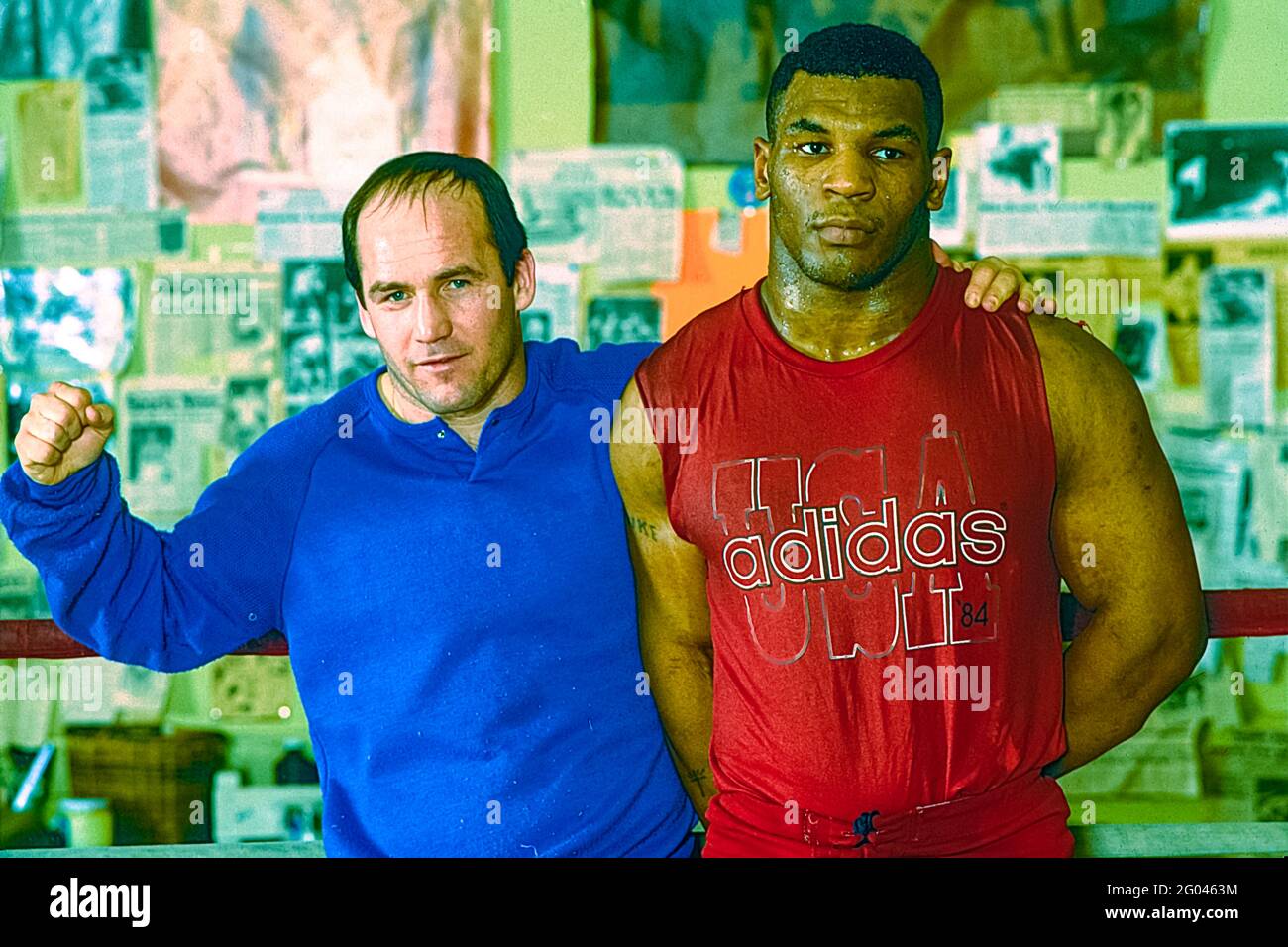 Mike Tyson and trainer Kevin Rooney at Cus D'Amato's gym in Catskill, NY in  1986 Stock Photo - Alamy