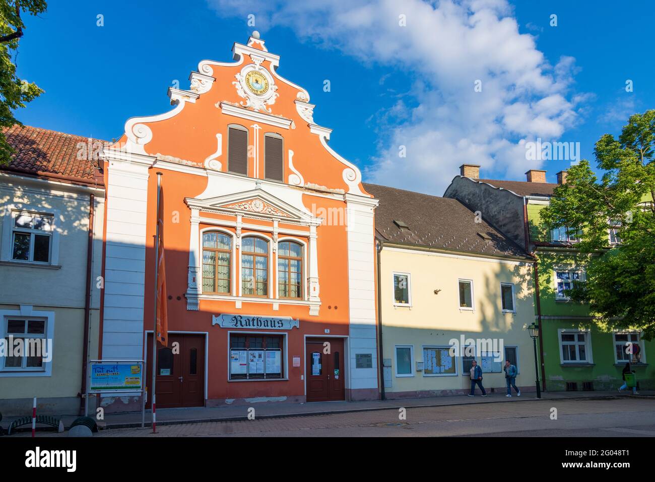 Groß-Enzersdorf: Town Hall in Donau, Niederösterreich, Lower Austria, Austria Stock Photo