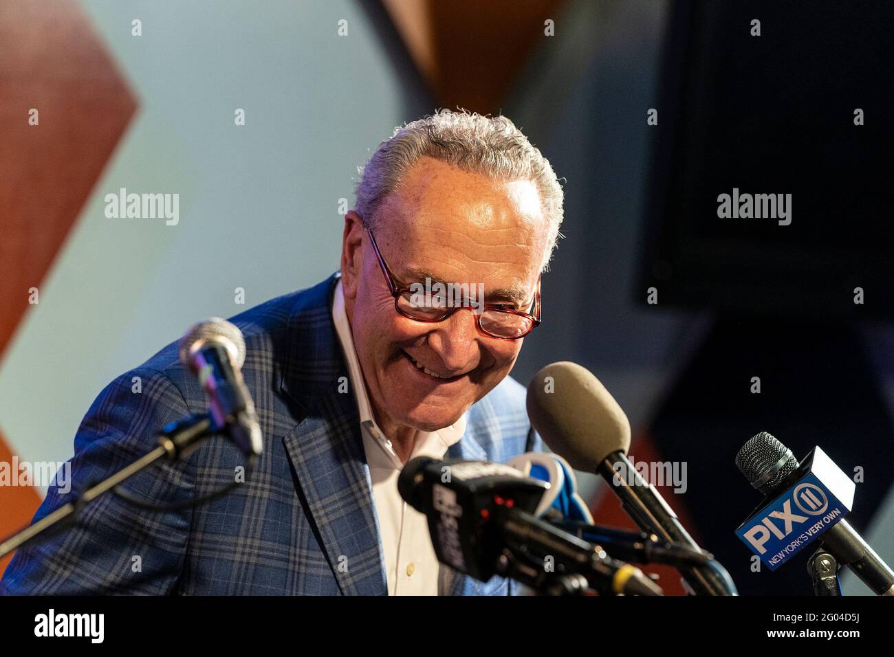 New York, United States. 31st May, 2021. U. S. Senator Charles Schumer speaks at Carolines on Broadway comedy club re-opening after pandemic ceremony. Senator Charles Schumer lauded Safe our Stages (SOS) bill passed by Senate to help cultural venues to survive pandemic. He also cracked few jokes saying it is comedy club he does not have a choice but say them. (Photo by Lev Radin/Pacific Press) Credit: Pacific Press Media Production Corp./Alamy Live News Stock Photo