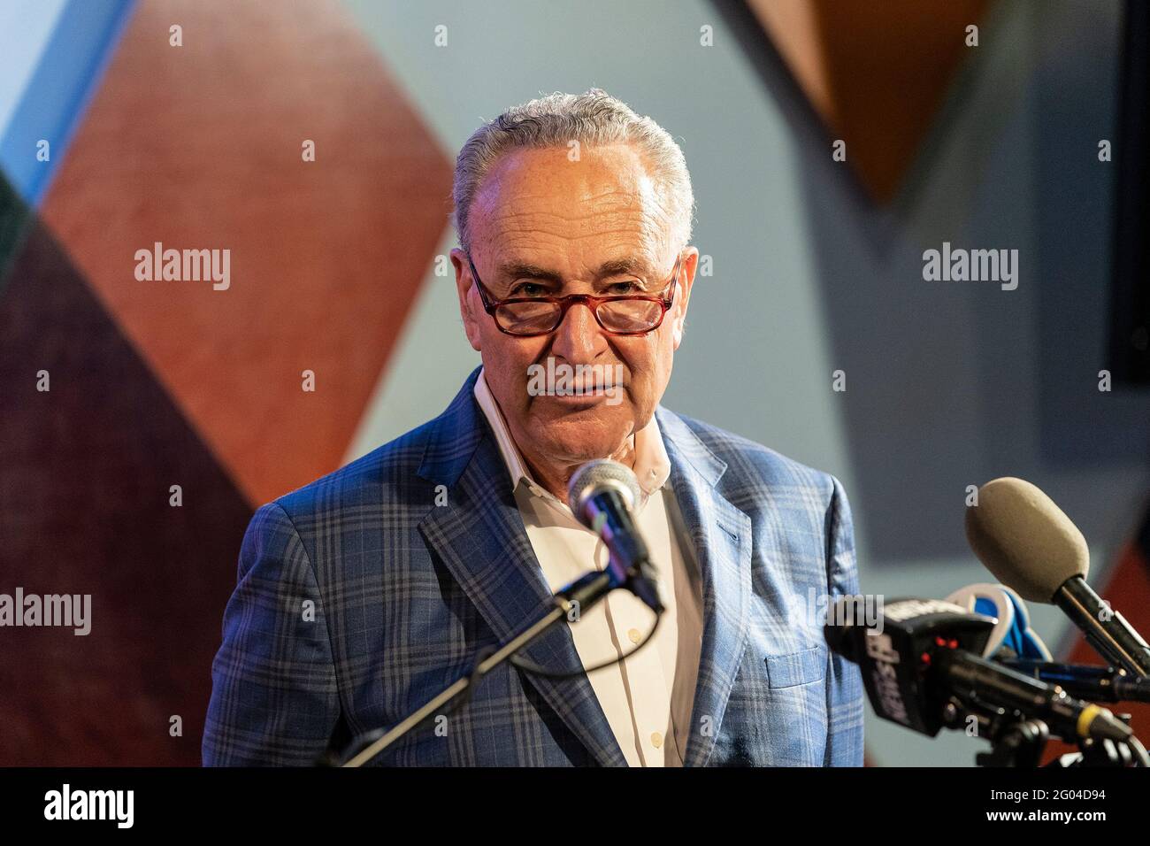 New York, United States. 31st May, 2021. U. S. Senator Charles Schumer speaks at Carolines on Broadway comedy club re-opening after pandemic ceremony. Senator Charles Schumer lauded Safe our Stages (SOS) bill passed by Senate to help cultural venues to survive pandemic. He also cracked few jokes saying it is comedy club he does not have a choice but say them. (Photo by Lev Radin/Pacific Press) Credit: Pacific Press Media Production Corp./Alamy Live News Stock Photo