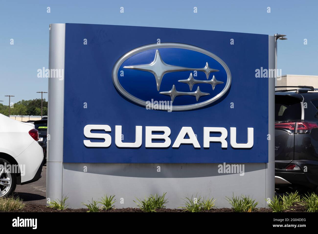 Subaru car dealership hires stock photography and images Alamy