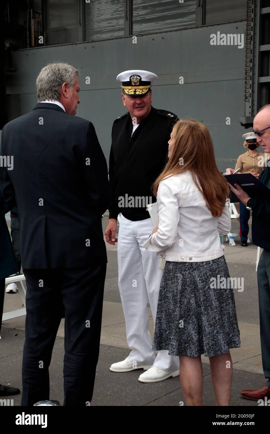 New York, New York, USA. 31st May, 2021. (LR) New York City Mayor Bill De Blasio and U.S.N