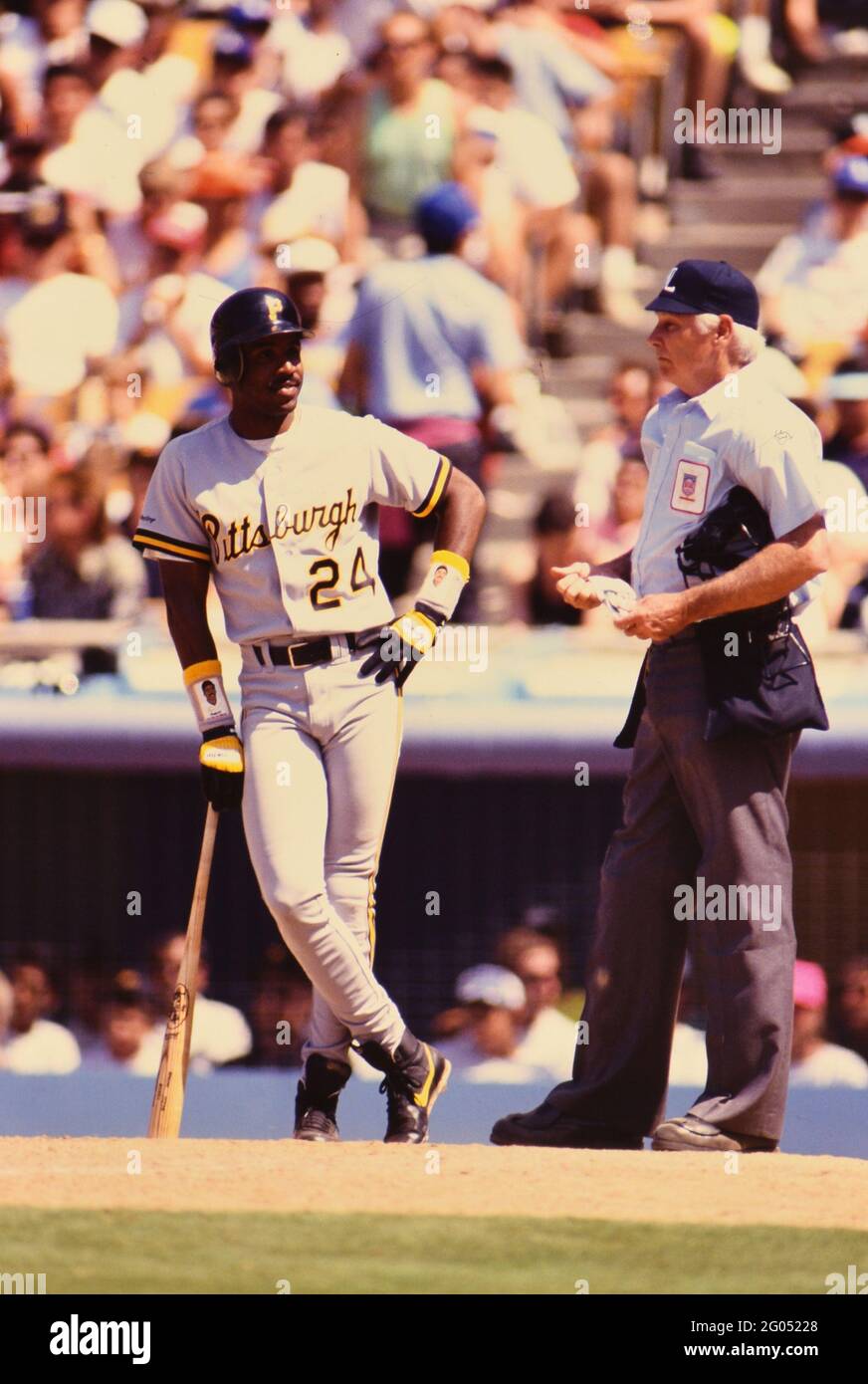 471 Barry Bonds 756 Stock Photos, High-Res Pictures, and Images