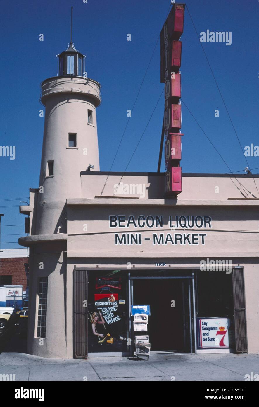 1980s America -  Beacon Liquors, West Los Angeles, California 1981 Stock Photo