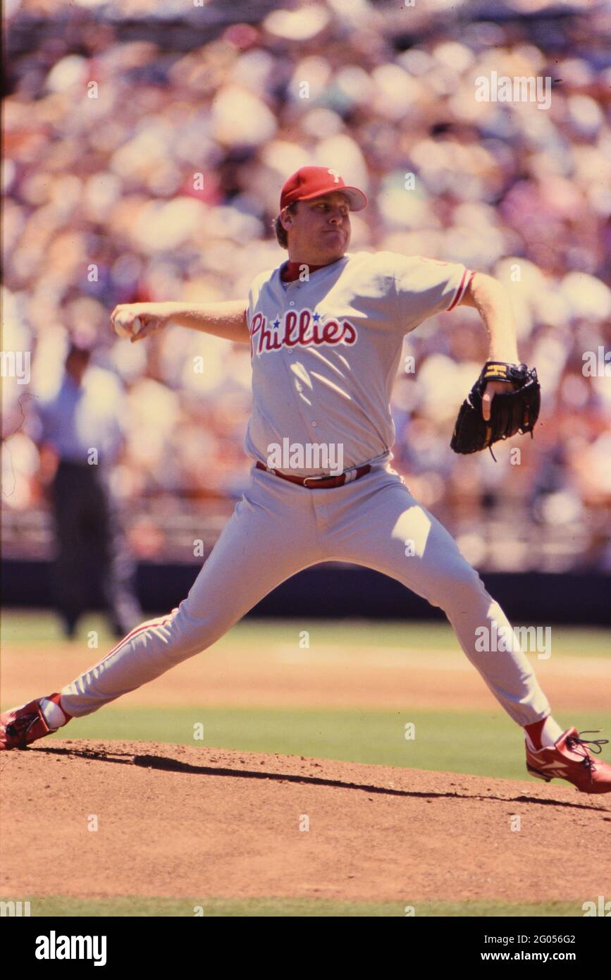 Philadelphia Phillies pitcher Curt Schilling on the pitching mound throwing a pitch ca. 1998 (please credit Photographer Kirk Schlea Stock Photo