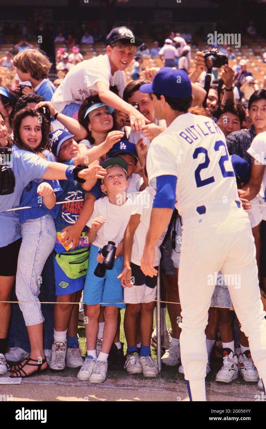 Los Angeles Dodgers outfielder Brett Butler signing autographs for fans  -- Please credit photographer Kirk Schlea Stock Photo