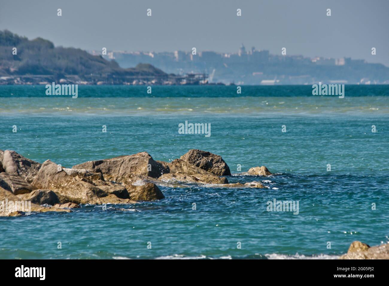Rocky coast beautiful clean hi-res stock photography and images - Alamy