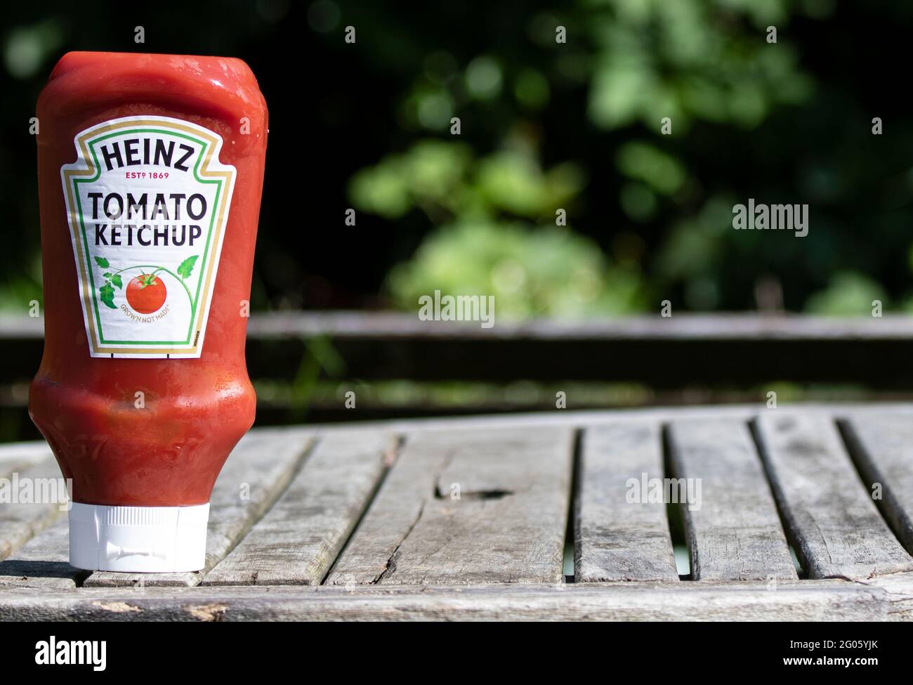 Kraft Heinz is to invest £140m over the next four year in a UK food