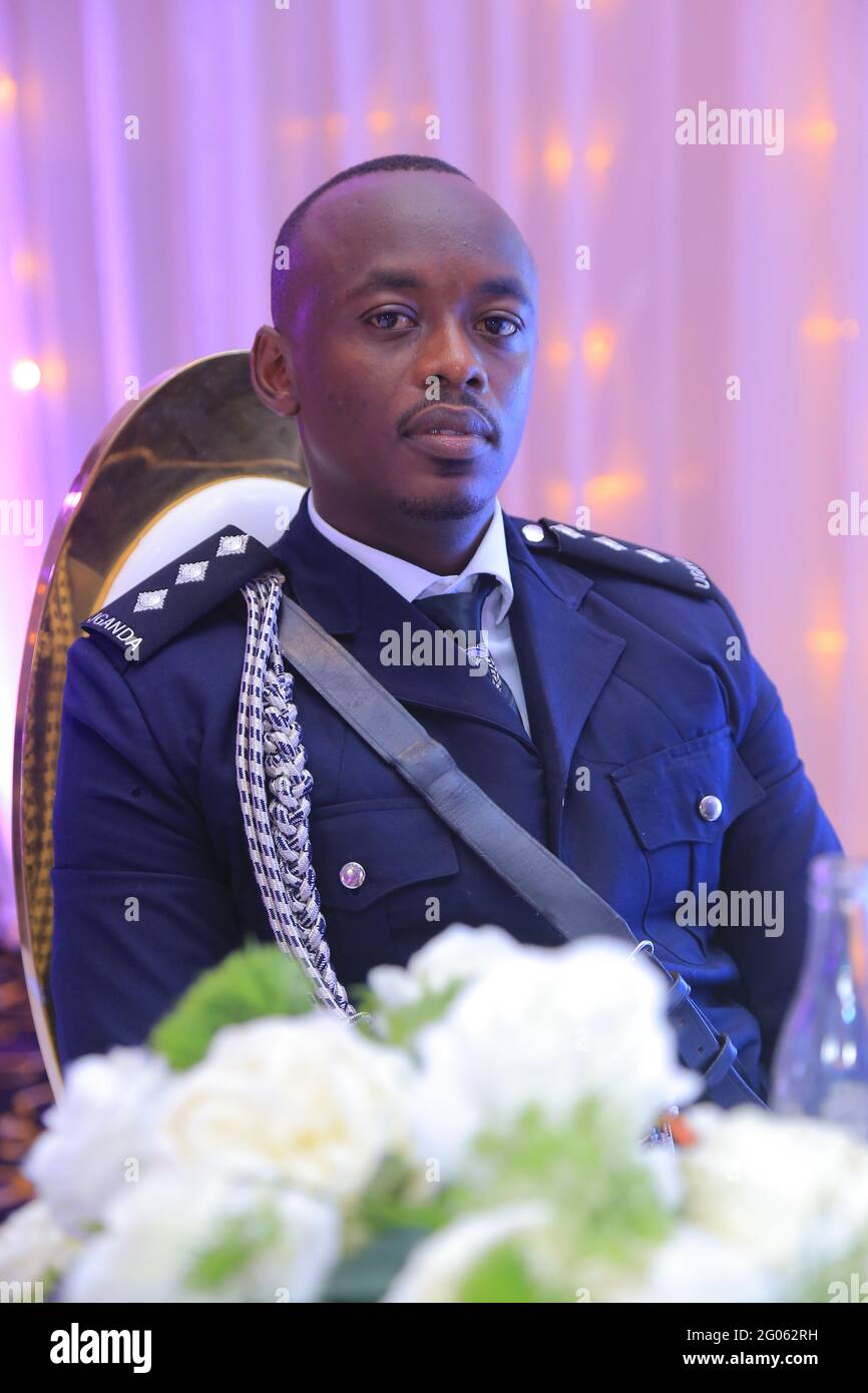 Man police officer smiles hi-res stock photography and images - Alamy