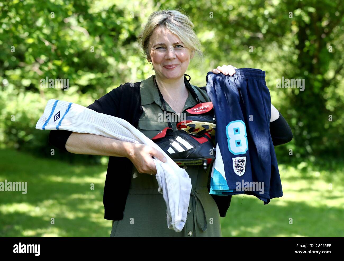 Gazza england football hi-res stock photography and images - Alamy