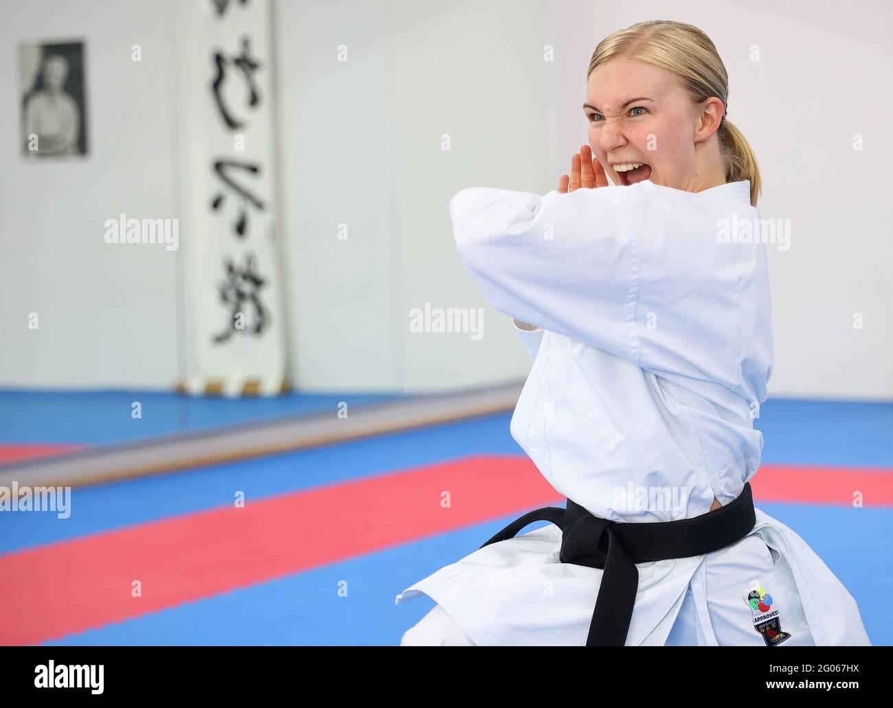 German Kata Karate World Champion Jasmin Juettner Prepares For The Tokyo Olympics With Her Coach Efthimios