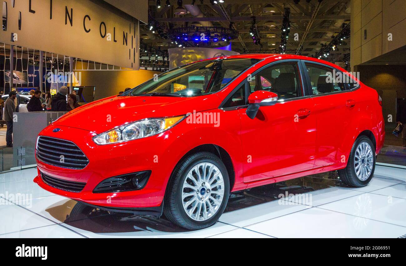Ford fiesta titanium hi-res stock photography and images - Alamy