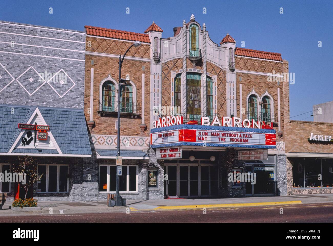 1990s America Barron Theater, Main Street, Pratt, Kansas 1993 Stock
