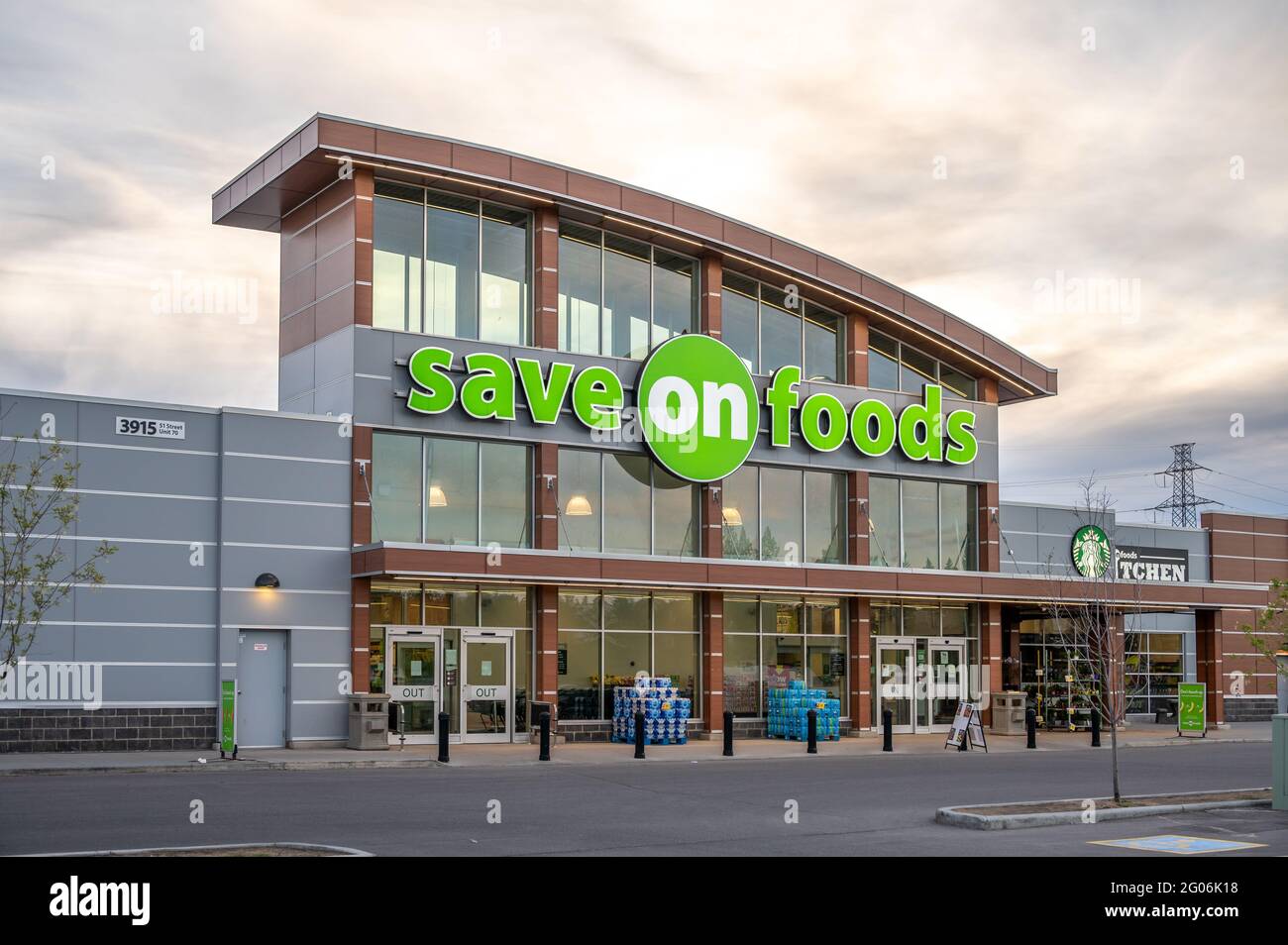 Save on foods hires stock photography and images Alamy