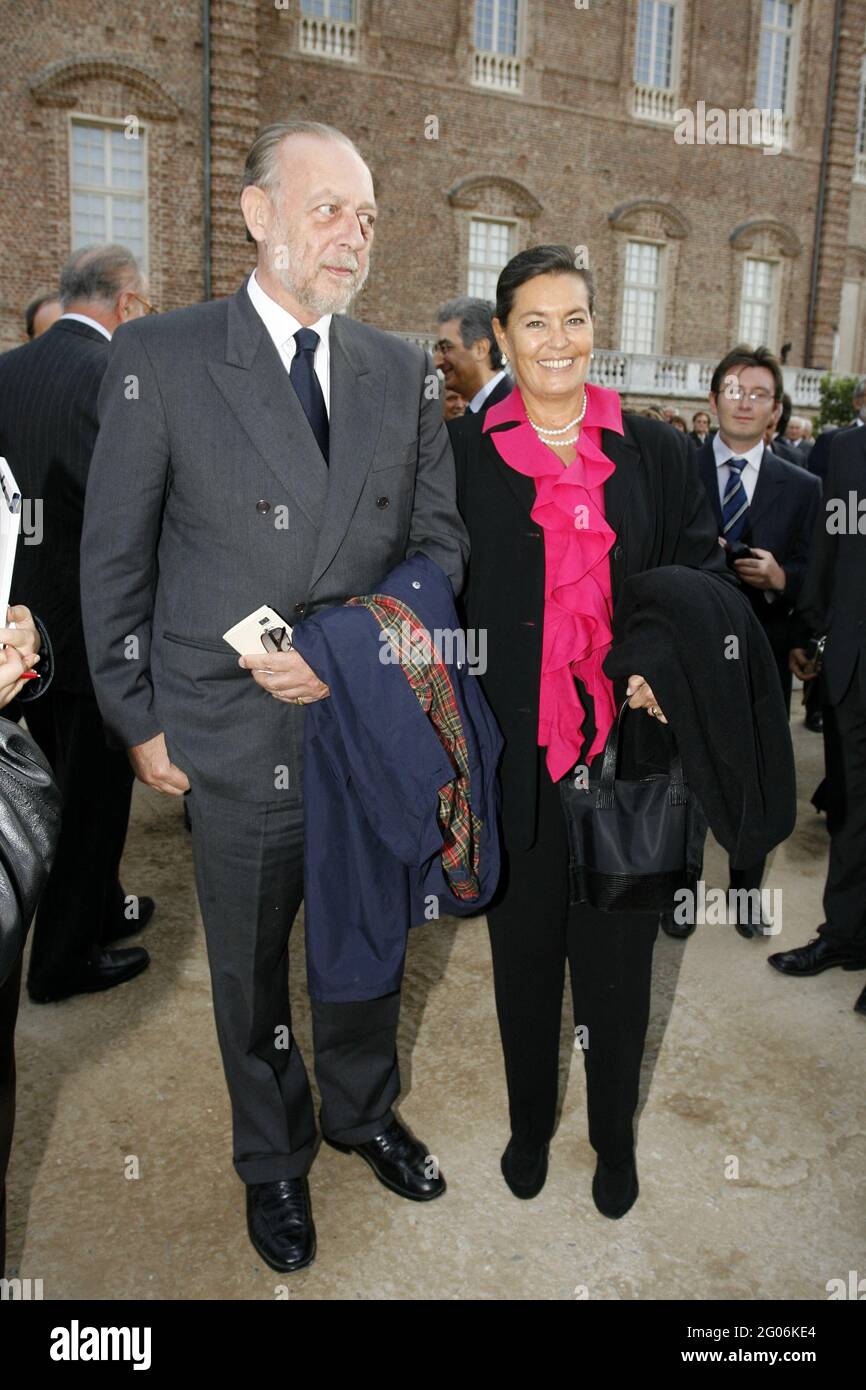 Prince Amedeo, Duke of Aosta with his wife Silvia Paternò di Spedalotto attending the opening ceremony of La Venaria Reale Palace in Turin, Italy, on October 12, 2007. After 10 years of restoring works, the oldest palace La Venaria Reale, built during the XVII and XVIII centuries by the Savoy Family has opened to the public visit. The building represents an example of the most magnificient baroc architecture and art. Photo by Marco Piovanotto/ABACAPRESS.COM Stock Photo