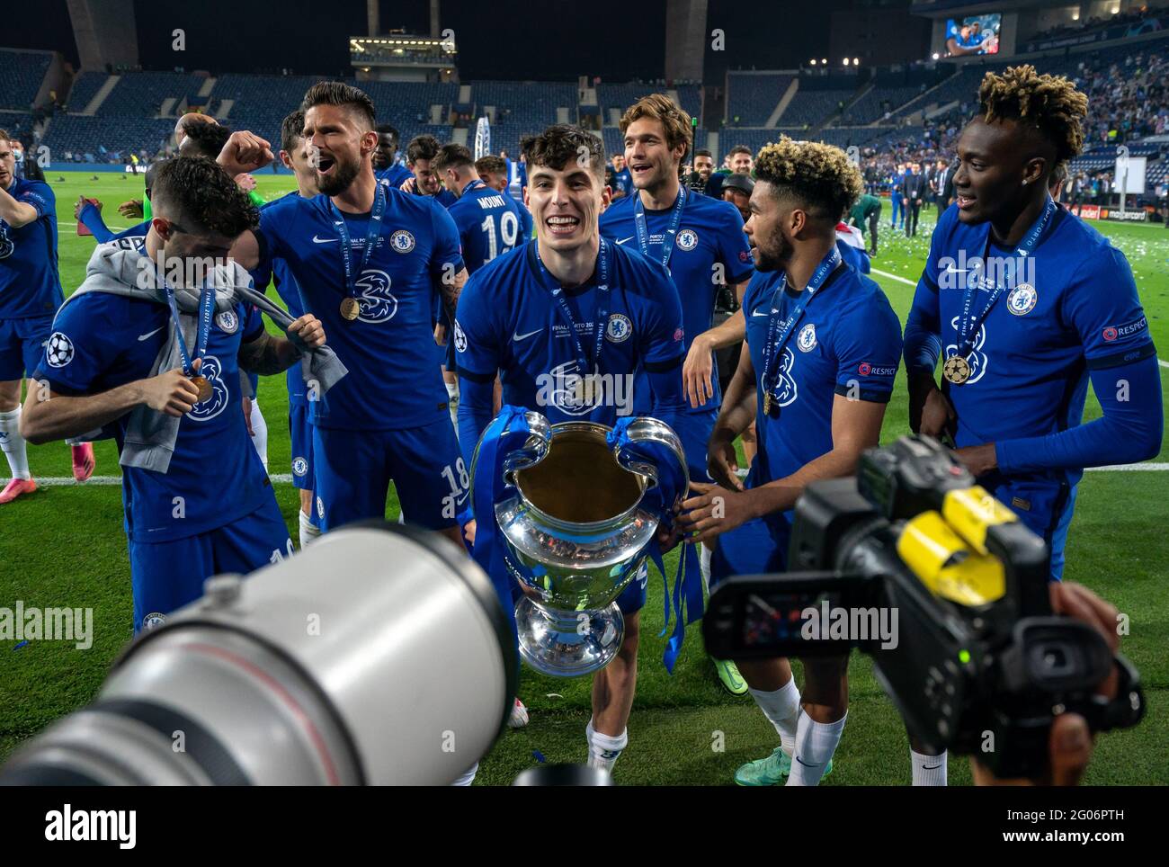 Page 2 The Uefa Cup Winners High Resolution Stock Photography And Images Alamy Page 2 The Uefa Cup Winners High Resolution Stock Photography And Images Alamy