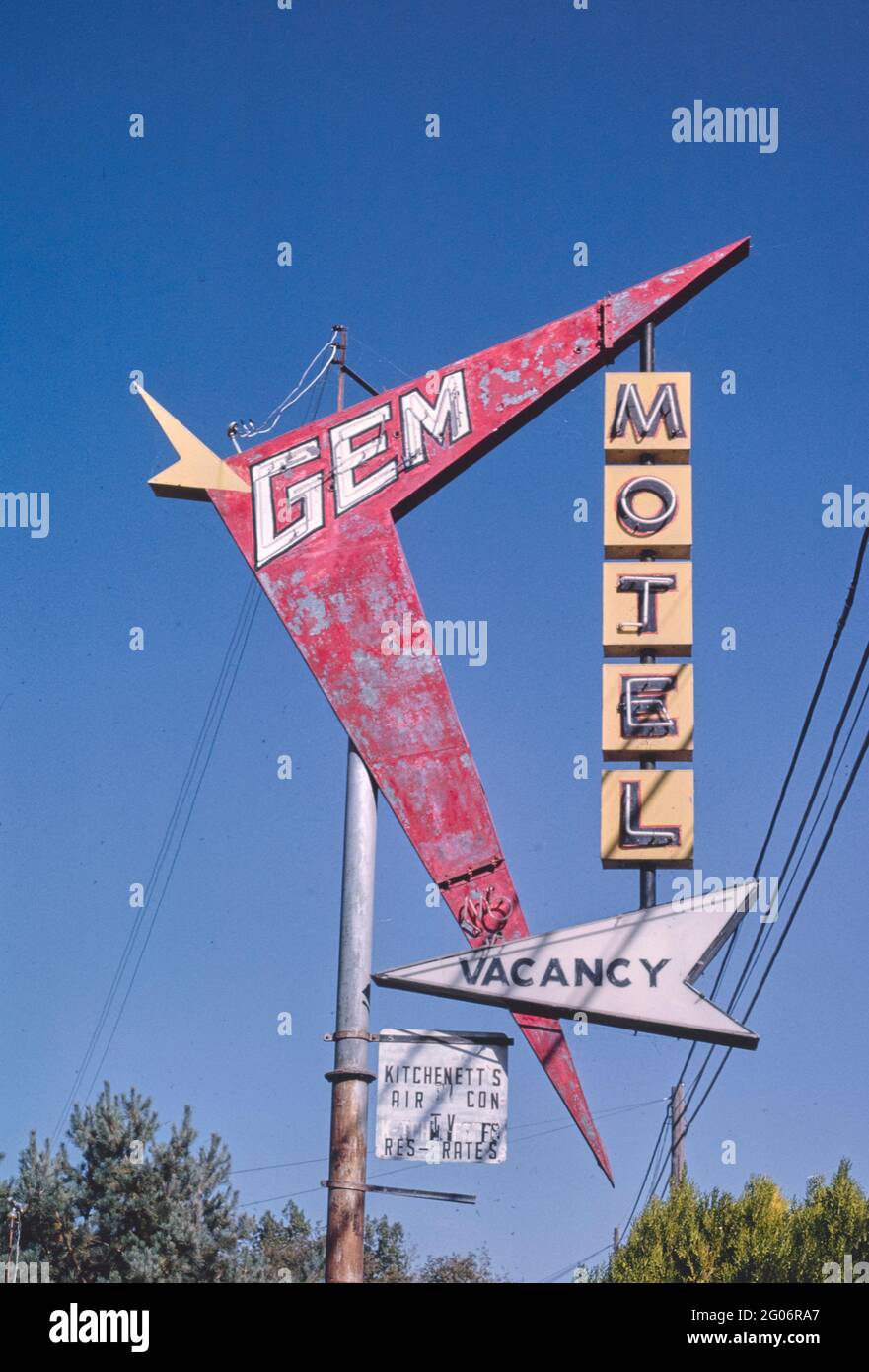 Gem motel sign hires stock photography and images Alamy