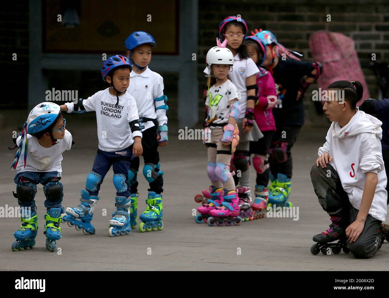 Inline skate hi-res stock photography and images - Alamy
