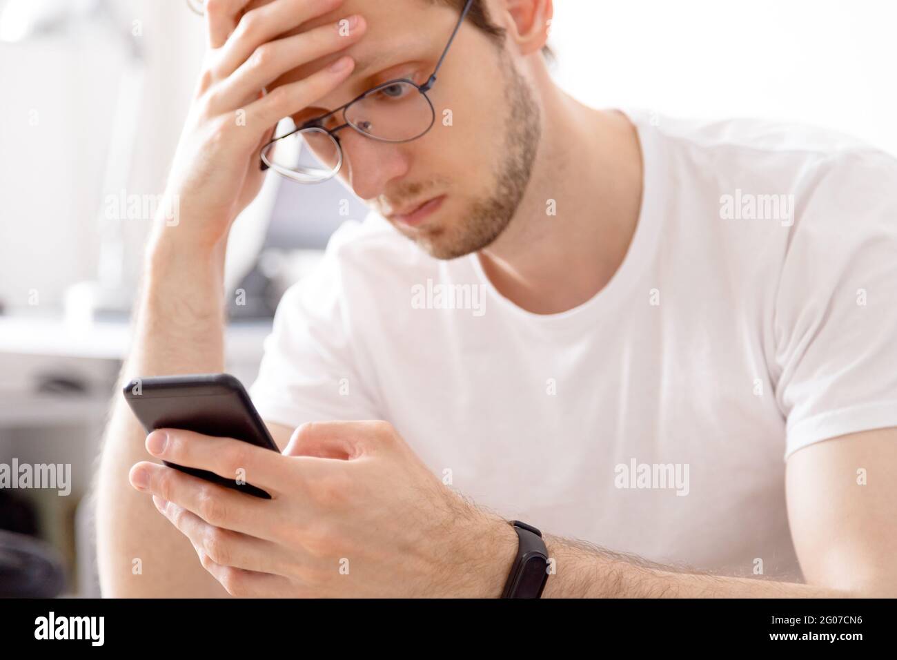 Staring looking thinking pensive hires stock photography and images