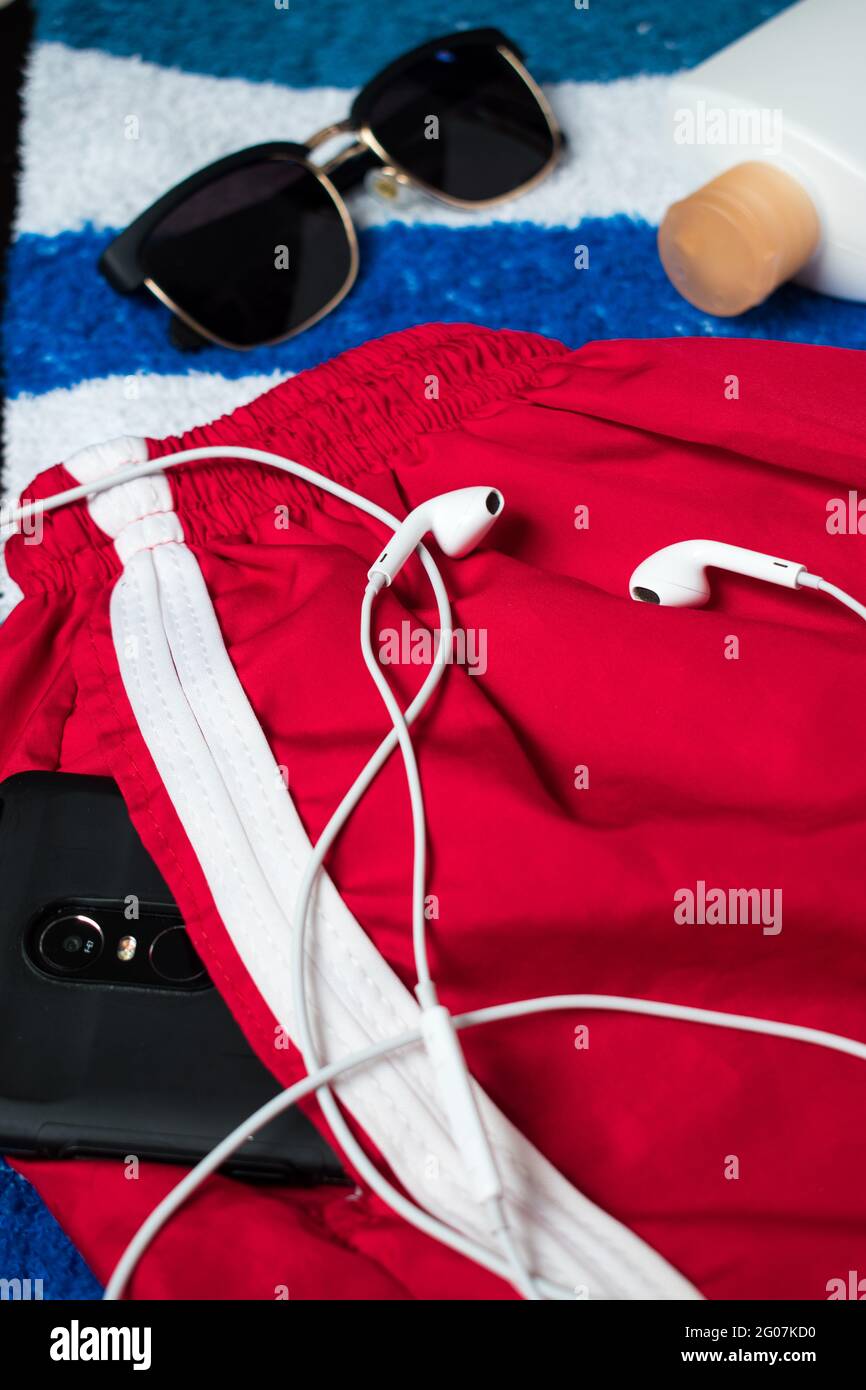 Short pants hi-res stock photography and images - Page 2 - Alamy