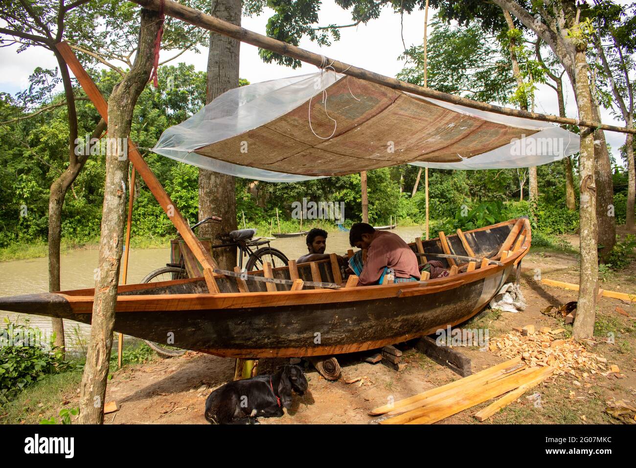 Bikaya village is on the banks of Chatra river. Thana: Pangsha, District: Rajbari. Bangladesh. 6 July 2020. It is a tributary of the Kushtia Gorai. Stock Photo