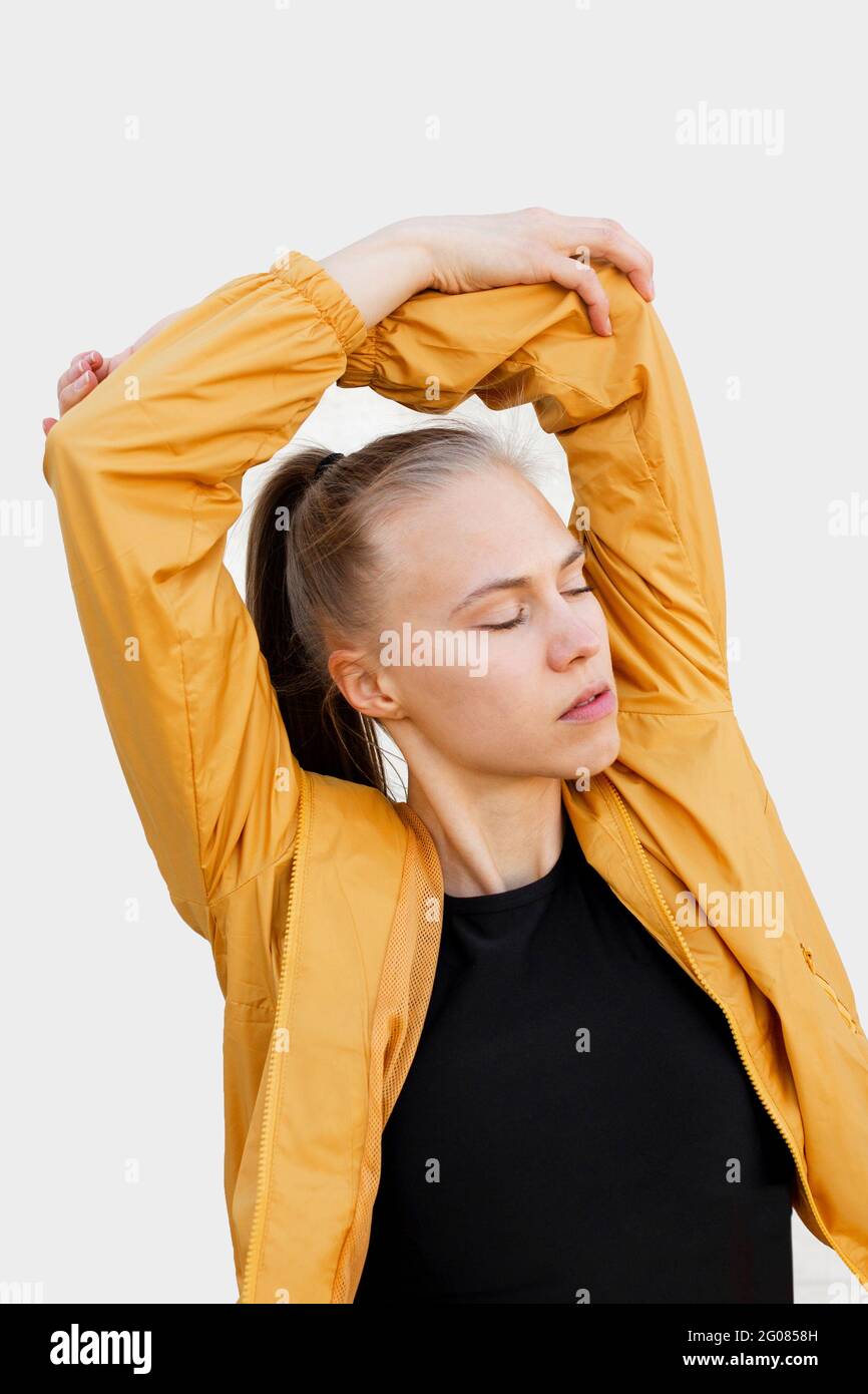 Healthy caucasian athlete woman hi-res stock photography and images - Alamy