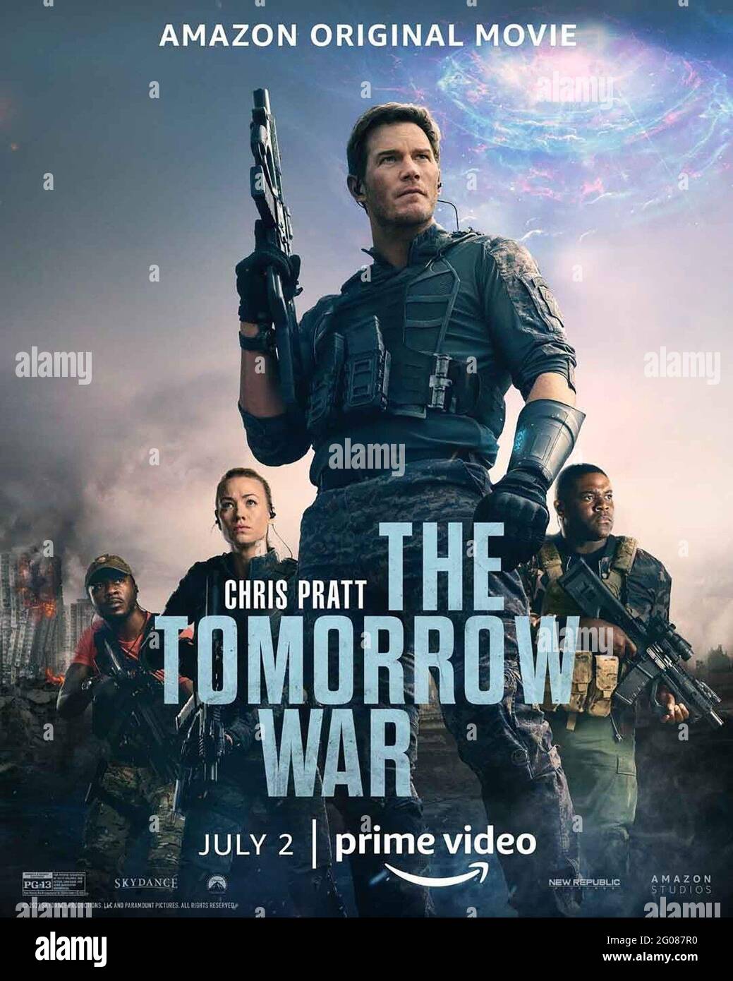 THE TOMORROW WAR, US poster, from left Edwin Hodge, Yvonne Strahovski