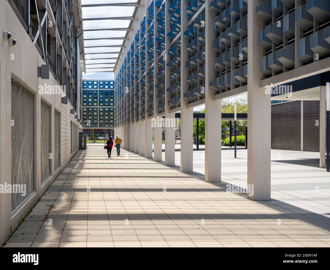 Modern architecture, Milton Keynes, Buckinghamshire, UK; covered walkway between the car park and Centre MK, shopping centre Stock Photo