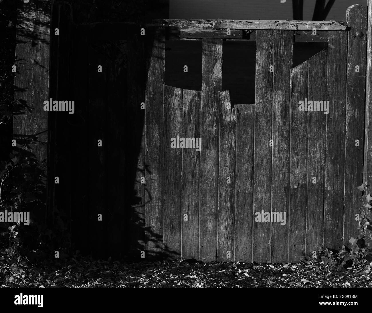 Entrance garden wooden gate Black and White Stock Photos & Images - Alamy