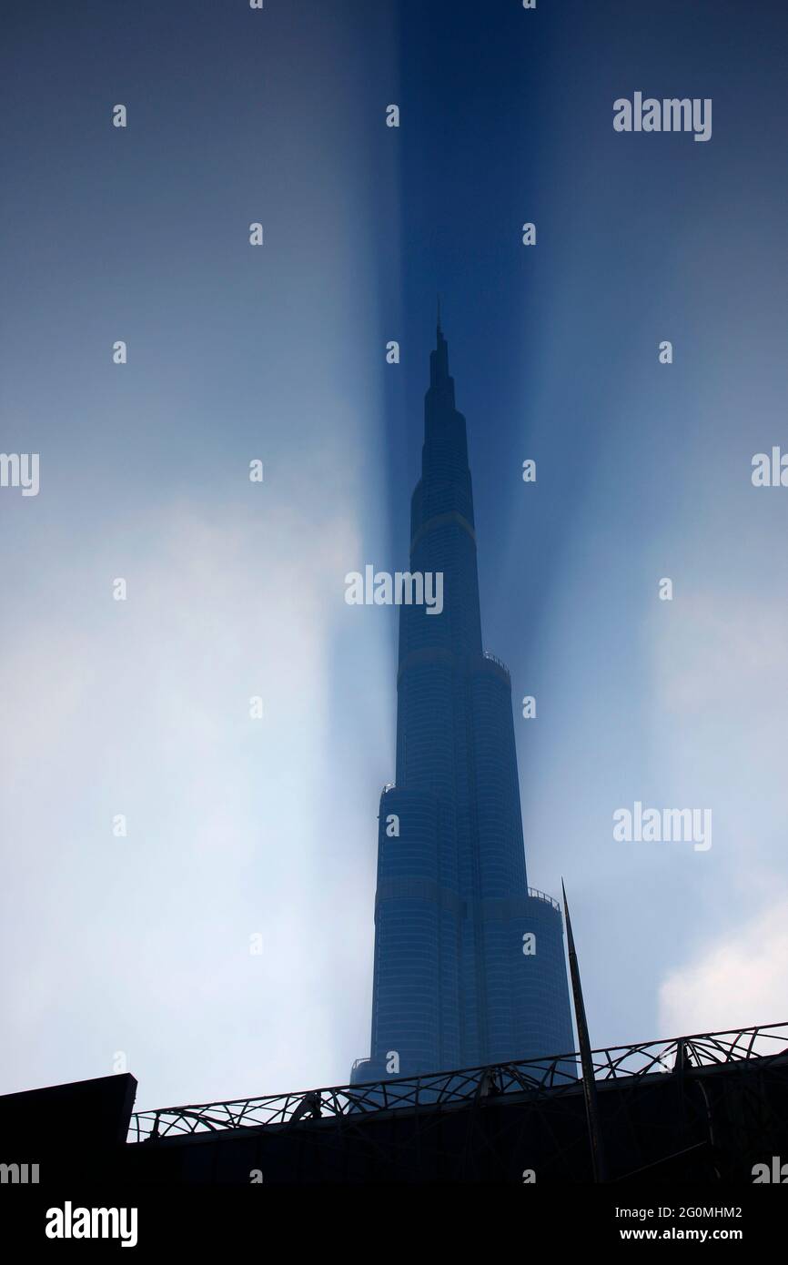 Impressionen: das hoechste Gebaeude der Welt, der Burj al Khalifa, Downtown, Dubai Stock Photo