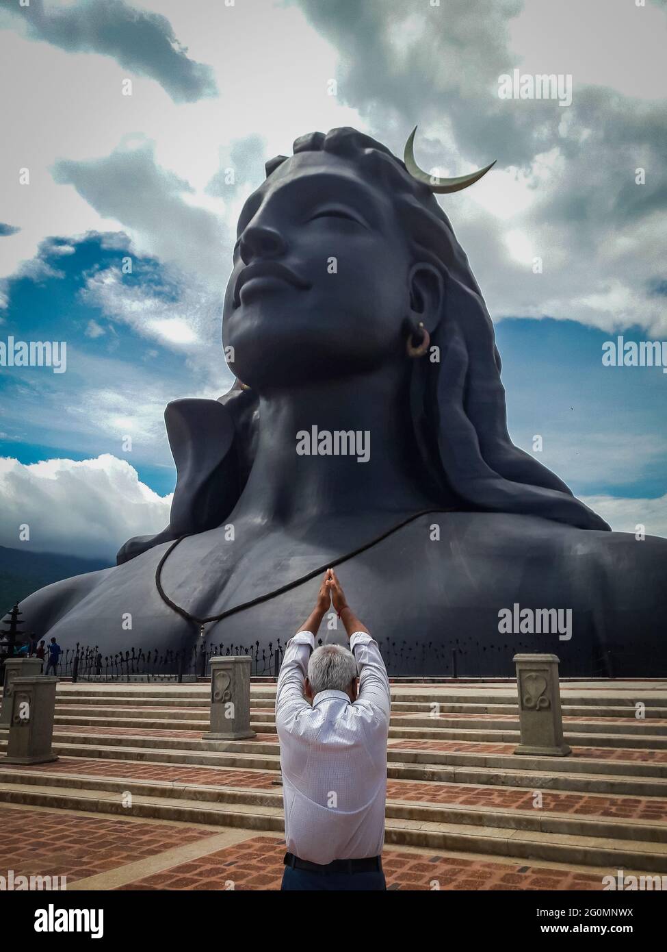 Adiyogi lord shiva statue in isha yoga coimbatore hi-res stock photography and images - Alamy Adiyogi lord shiva statue in isha yoga coimbatore hi-res stock photography and images - Alamy