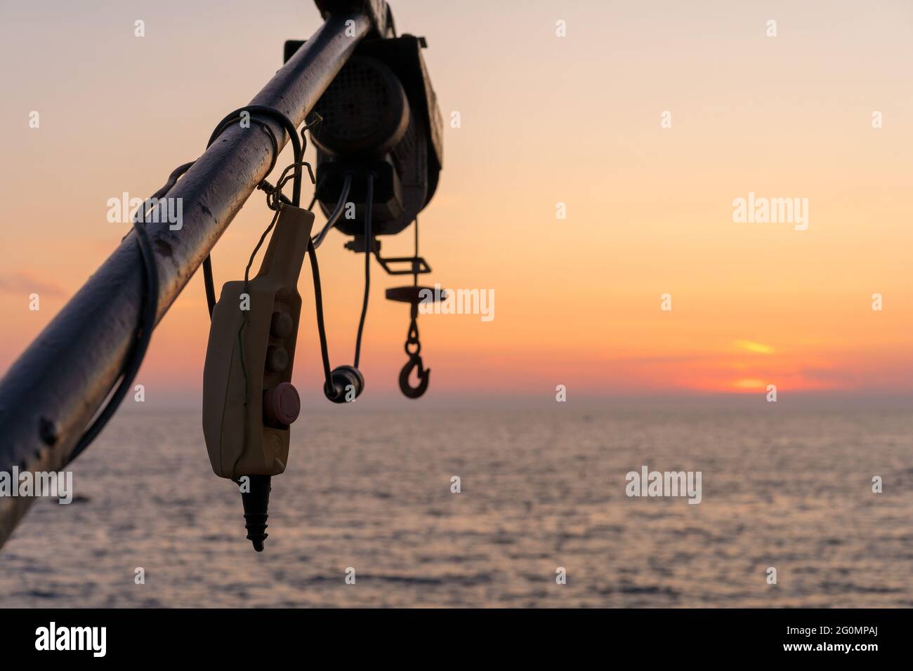 Mechanical Boat Lift at the sea Stock Photo Alamy