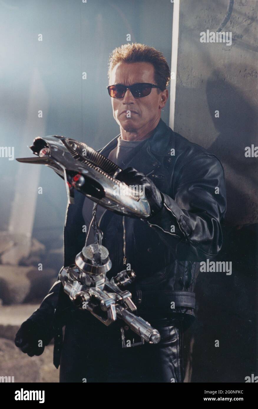 Terminator 2, arnold, 1991 hi-res stock photography and images - Alamy