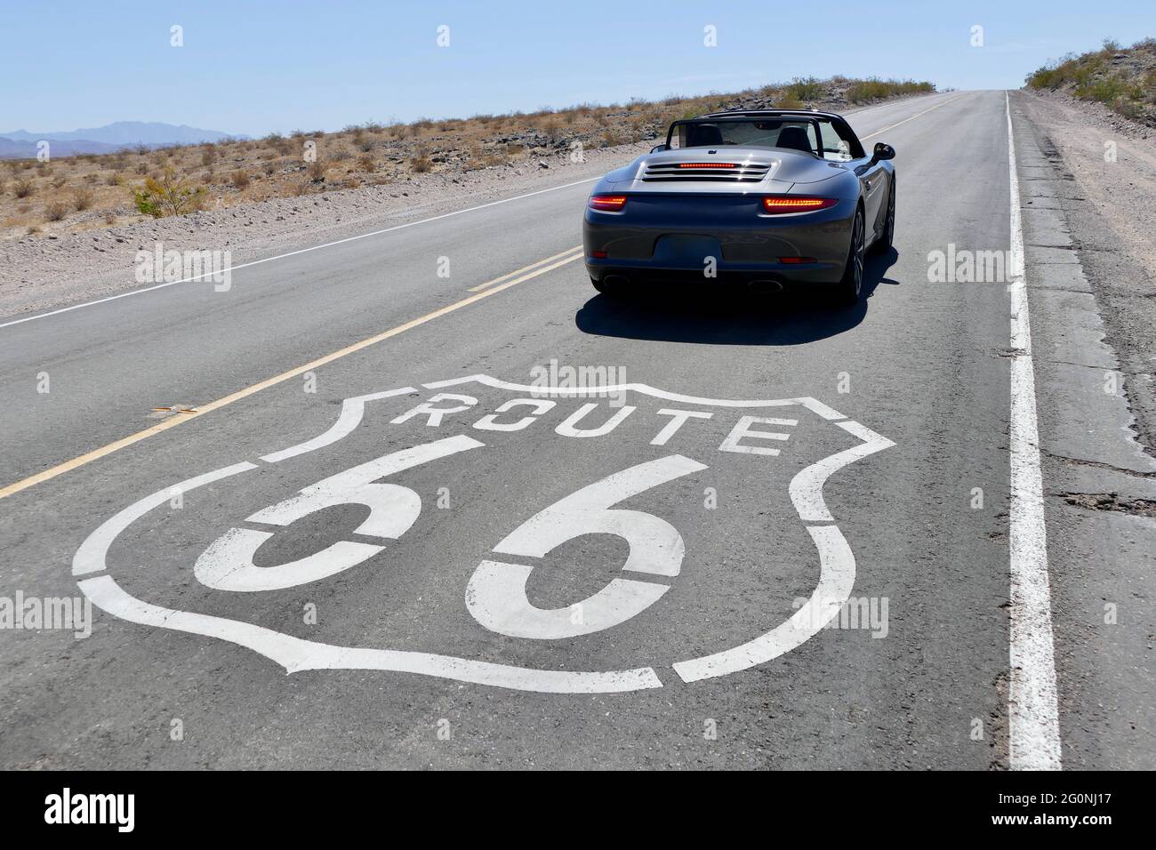 Porsche cruising down route 66 Stock Photo