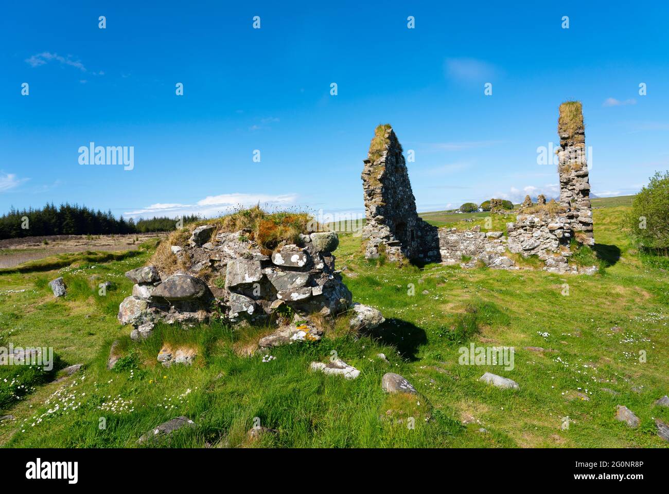 View of Finlaggan historical monument site on Eilean Mòr on Loch Finlaggan, Islay, Inner Hebrides, Scotland, UK Stock Photo