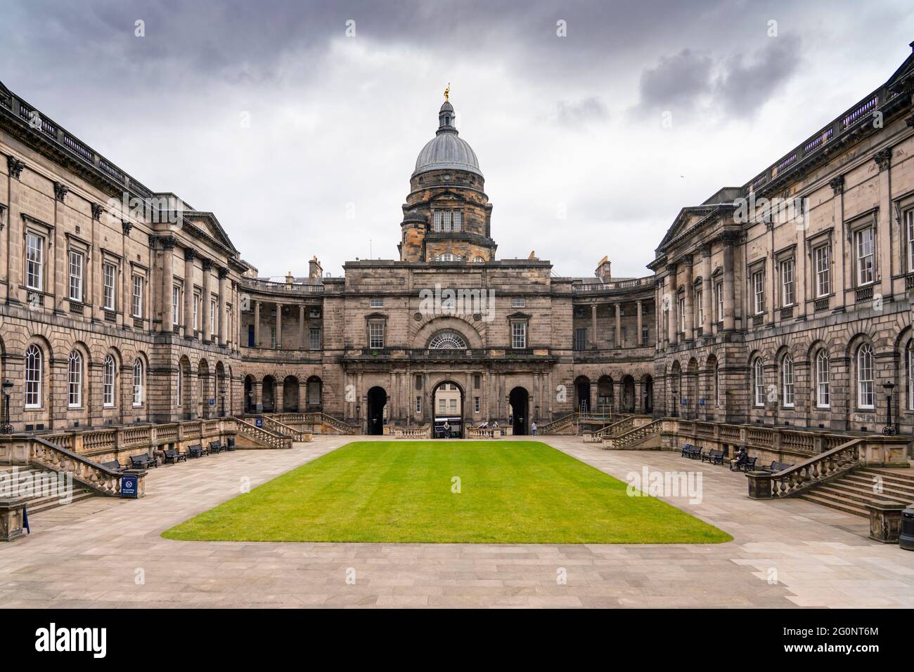 Exterior view of Old College quadrangle at Edinburgh University, Edinburgh, Scotland, UK Stock Photo