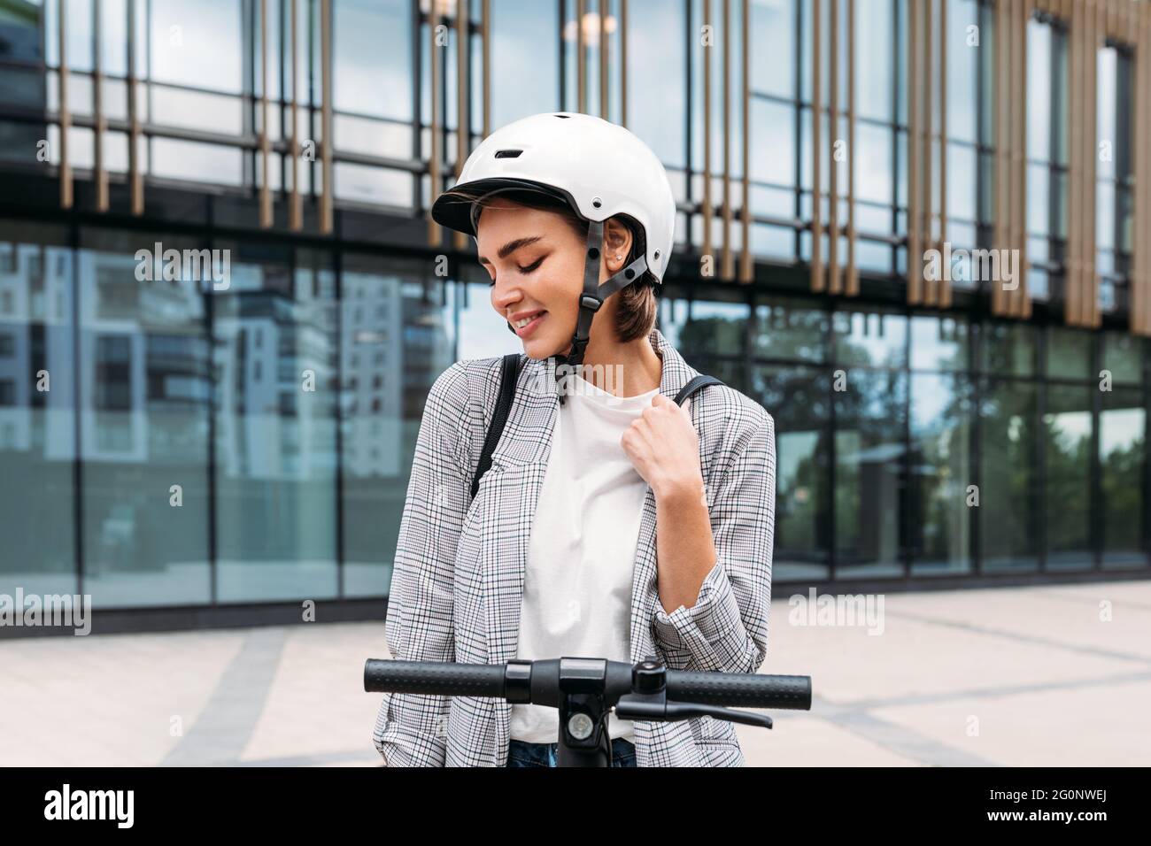 Woman wearing helmet hi-res stock photography and images - Alamy