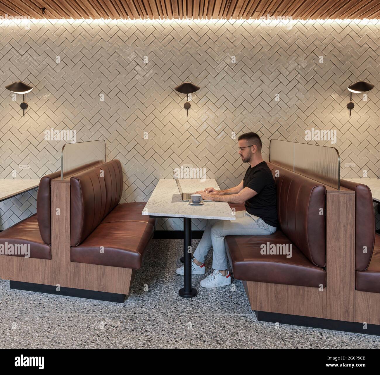 Seating booth hi-res stock photography and images - Alamy