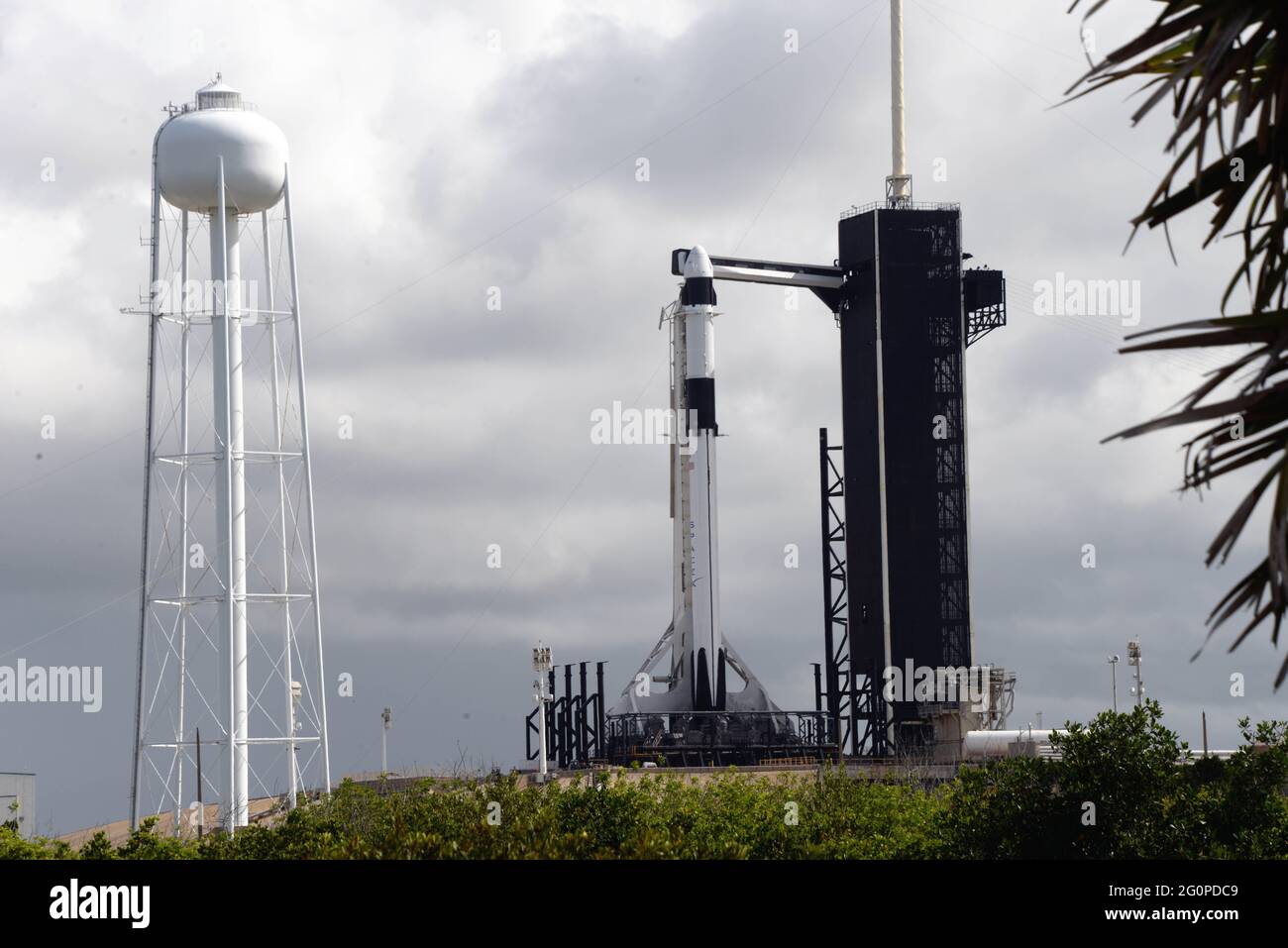 Kennedy Space Center. Merritt Island. Brevard County. Florida. USA. June 2, 2021. NASA plans to launch the next resupply mission to the International Space Station (ISS) onboard a SpaceX Falcon 9 rocket from Launch Complex 39-A. The CRS-22 mission lift-off time is scheduled 1:29 pm Thursday afternoon depending on the weather. After lift-off the first stage booster will land on an Autonomous Spaceport Drone Ship located in the Atlantic Ocean off the coast of Florida. Credit: Julian Leek/Alamy Live News Stock Photo