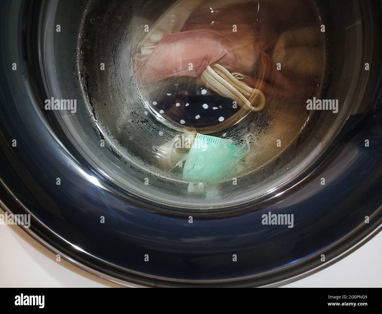 Washing each other hires stock photography and images Alamy